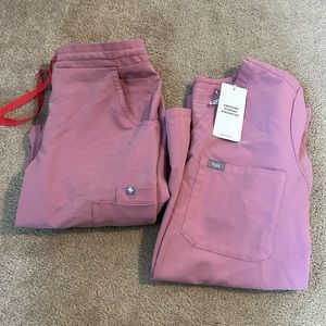 Figs set! Pink XS technical collection one pocket scrub top & XXS bottom